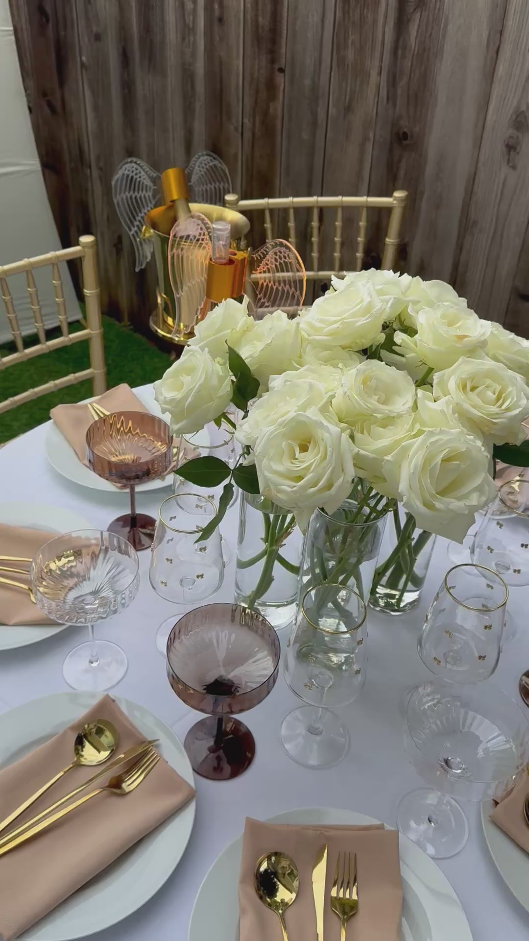 DELUXE SWEETHEART & BAR RENTAL PACKAGE – TABLE, CHAIRS, CHAMPAGNE STANDS & BAR